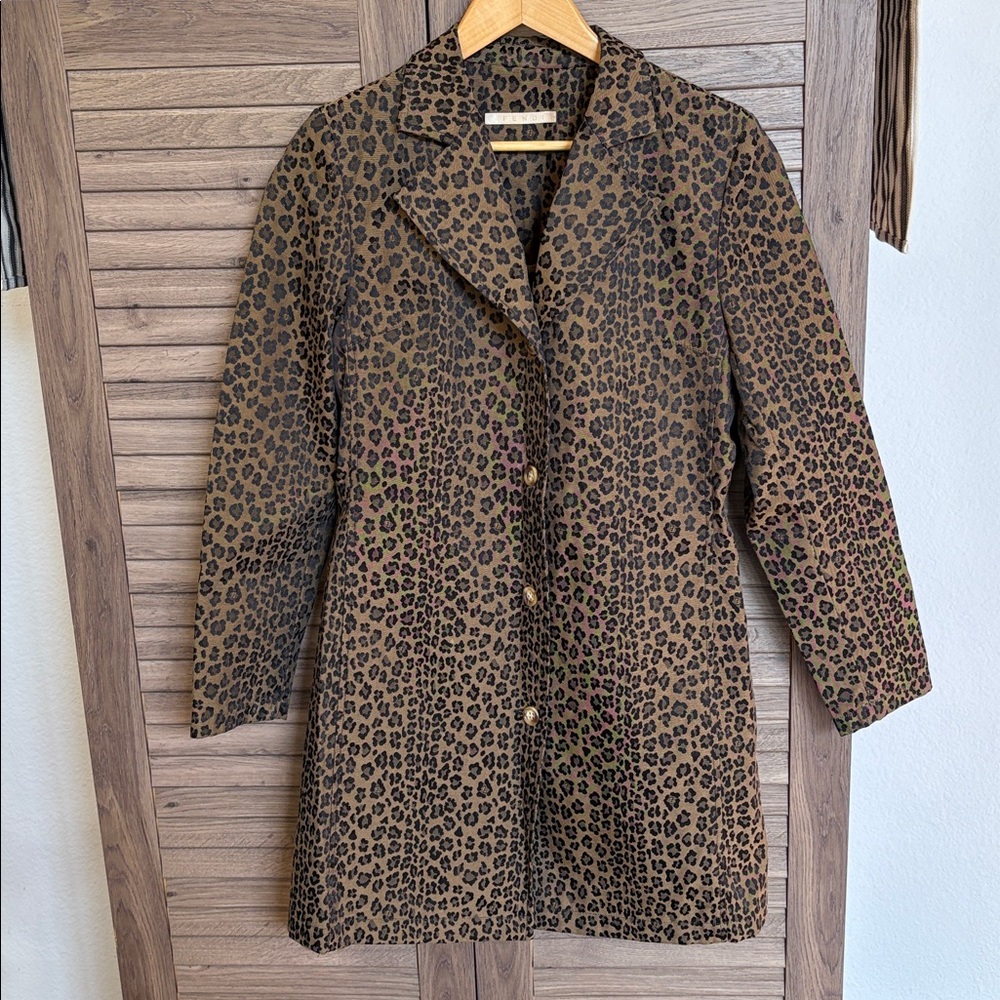 💎RARE💎Stunning Authentic Fendi “Zucca”Logo Leopard Print Coat, Size 42 (US 4)